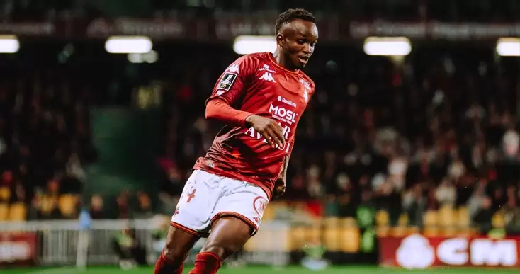 The Garnets 在 Marques Avenue 签售会上–梅斯足球俱乐部中文站 The Garnets 在 Marques Avenue 签售会上